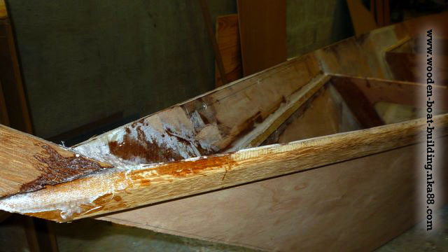 Building Plywood Boat Pirogue
